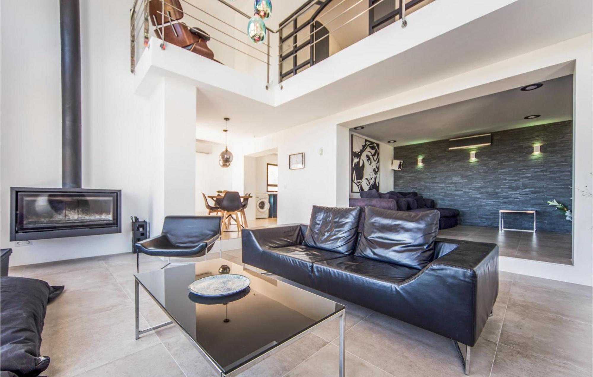 Amazing Home In Ador With Kitchenette Exterior photo
